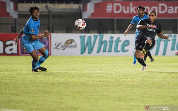 Persela Tahan Imbang Madura United 1-1