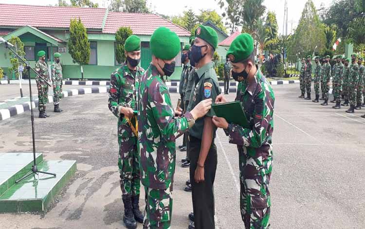12 Anggota Kodim Muara Teweh Naik Pangkat