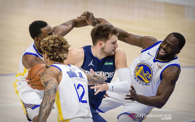Luka Doncic Tuntun Mavericks Ungguli Knicks