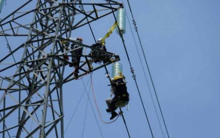 PLN Telah Menyalakan 82 Persen Gardu Terdampak Bencana NTT