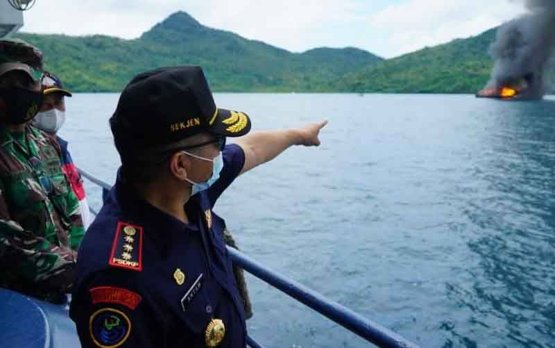 KKP Tangkap Dua Kapal Ikan Vietnam di Laut Natuna Utara