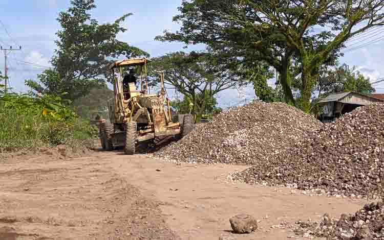 Butuh Anggaran Rp 3,5 Miliar untuk Penimbunan Jalan Rusak di Lingkar Selatan