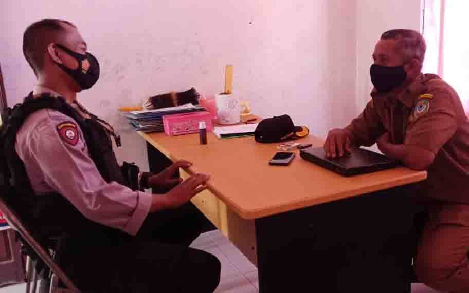 Jajaran Polsek Seruyan Hilir Sambangi Kantor Desa Bangun Harja, Ini Tujuannya