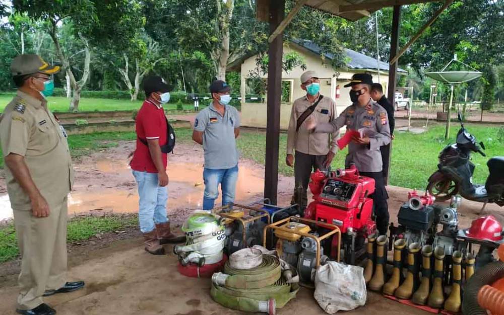 Kapolsek Danau Sembuluh Cek Kesiapan Peralatan Penanggulangan Karhutla