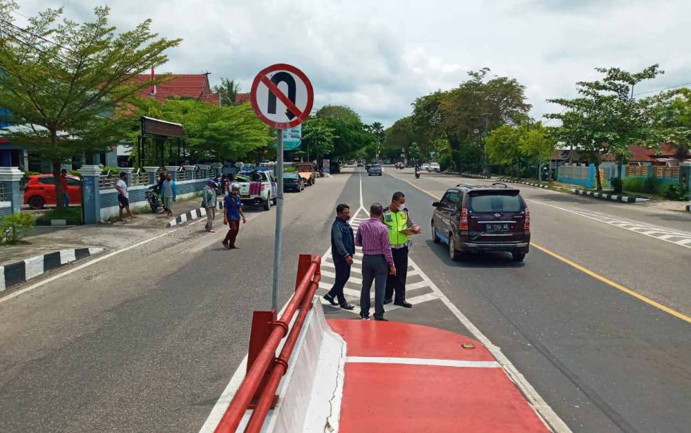 Satlantas Polresta Palangka Raya Olah TKP Kecelakaan Maut Dekat Jembatan Kahayan