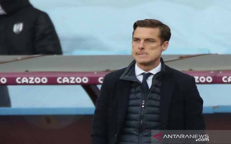 Scott Parker Anggap Fulham Wajib Menang Lawan Wolverhampton