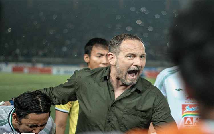 Lolos 8 Besar, Pelatih PSS Apresiasi Kerja Keras Pemain