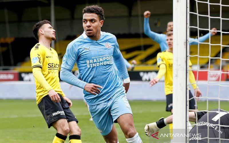 Donyell Malen Bawa PSV Amankan kembali Posisi Kedua
