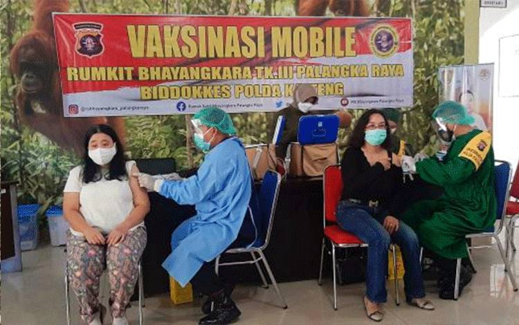 RS Bhayangkara Laksanakan Vaksinasi 3 Instansi Pemerintah Provinsi Kalteng