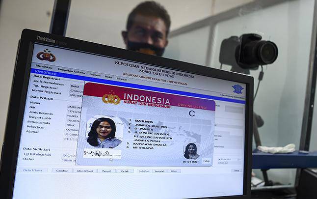 Syarat Bikin SIM Wajib Vaksin, Korlantas Polri: Itu Hoaks