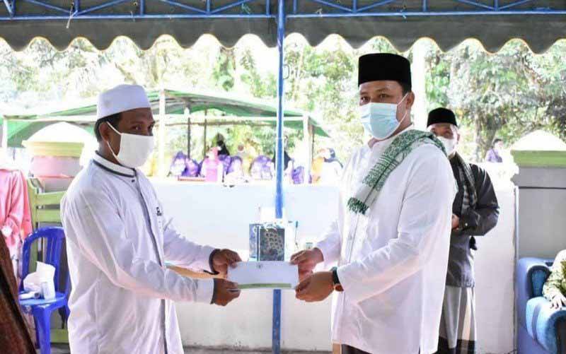 Bupati Lamandau Safari Ramadan Kunjungi Masjid dan Serahkan Bantuan
