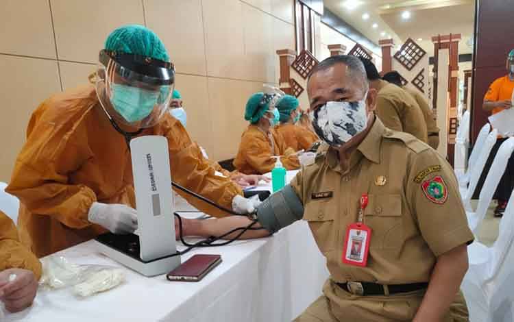 Berikut Penyebab Angka Vaksinasi Lansia 13 Kabupaten Kecil