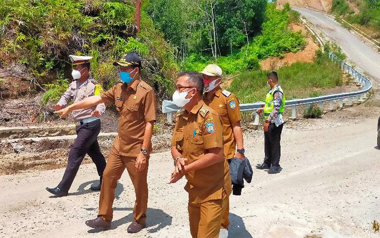 Jalan Rusak, Pemkab Murung Raya Batasi Tonase Kendaraan ke Jalan Gajah Mada
