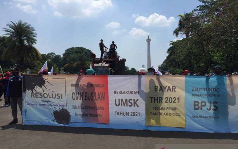 Buruh Minta Hakim MK Batalkan UU Cipta Kerja