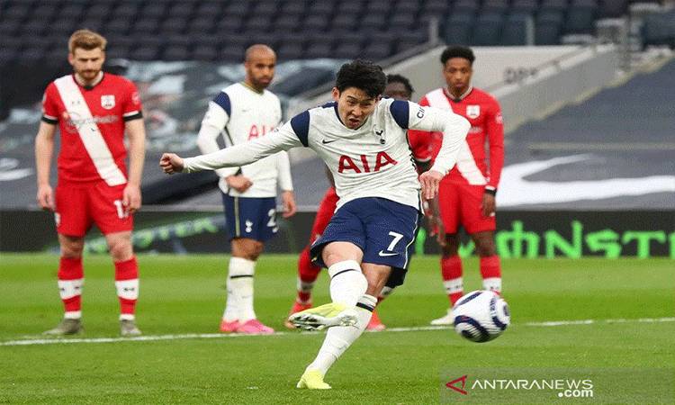 Tottenham Bekuk Southampton dalam Debut Kepelatihan Ryan Mason