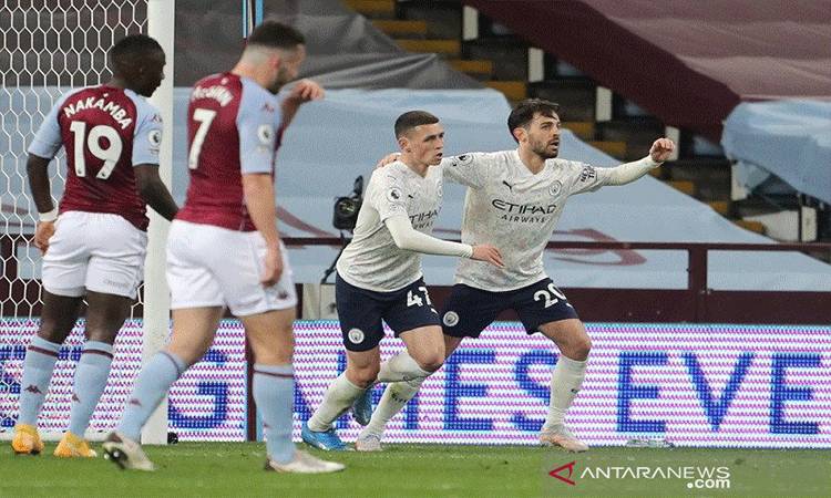 City Taklukkan Villa dalam Laga yang Berakhir 10 Lawan 10