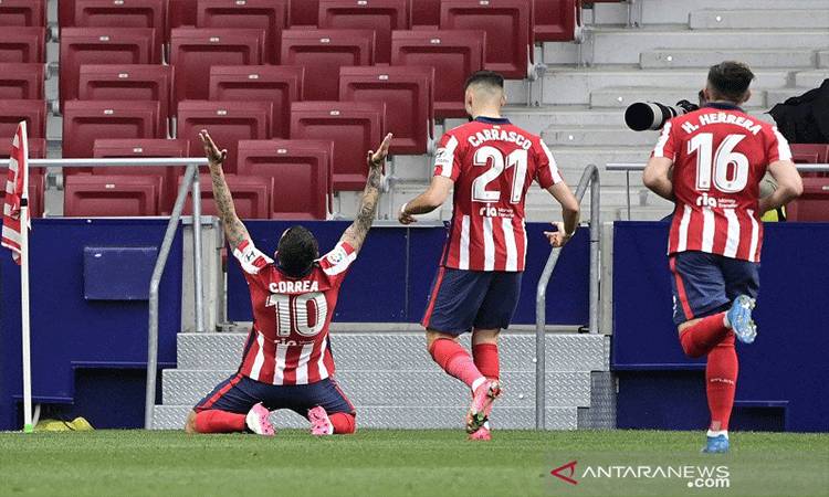 Atletico Kembali Geser Real Madrid Usai Tekuk Huesca 2-0