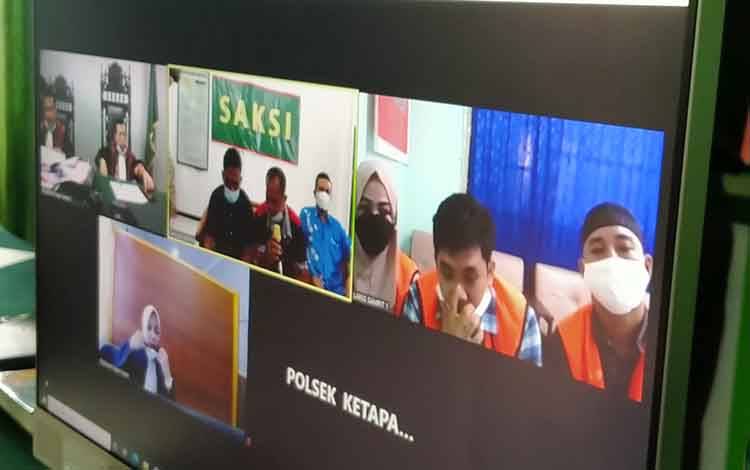 Mampir ke Rumah Teman, 2 Pria Ngisab Sabu Bersama Perempuan