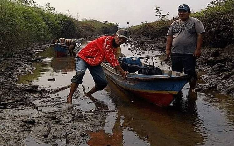 Bupati Katingan Janjikan Jalan Menuju Hilir Segera Tembus