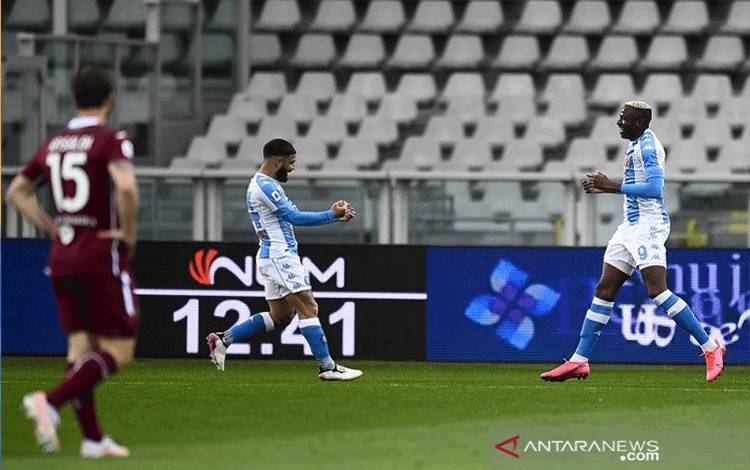 Napoli Naik ke Posisi Ketiga Setelah Kalahkan Torino