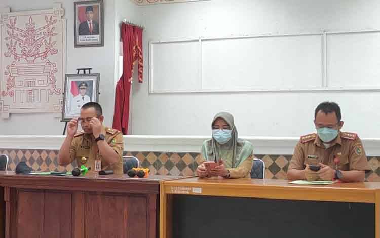 Penanaman Padi Desa Bentuk Jaya Dilakukan Manual