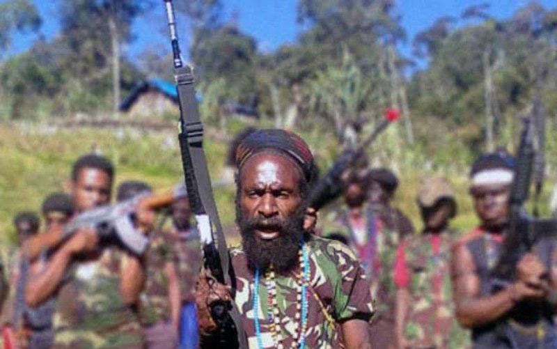TNI dan Polri Serbu Markas KKB di Olenski, 5 Orang Tewas