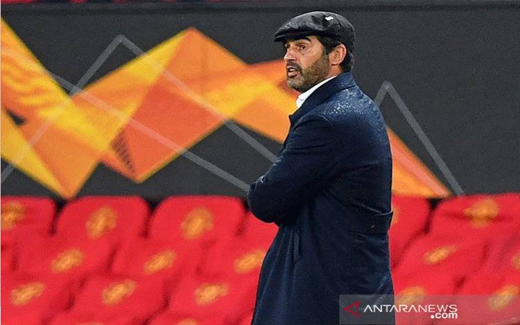 Digasak MU 2-6, ini Komentar Pelatih Roma