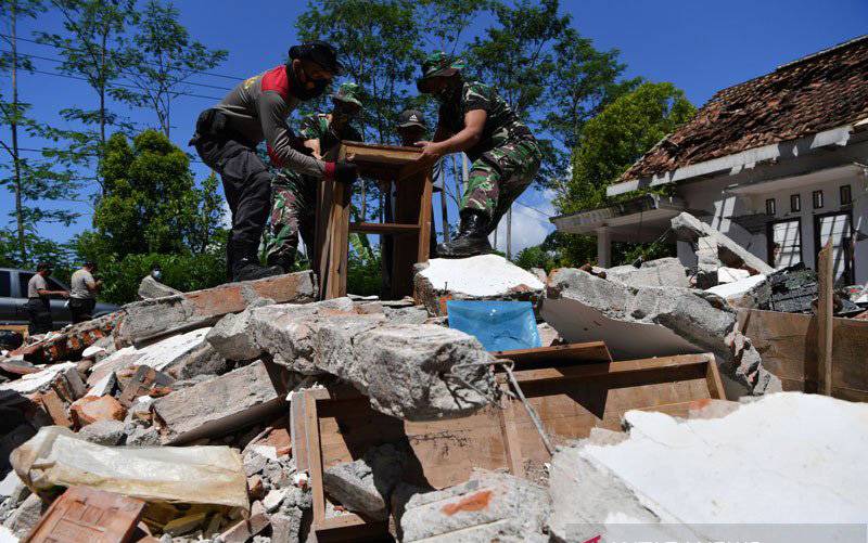 BMKG Imbau Masyarakat Tak Sepelekan Gempa Berkedalaman Menengah