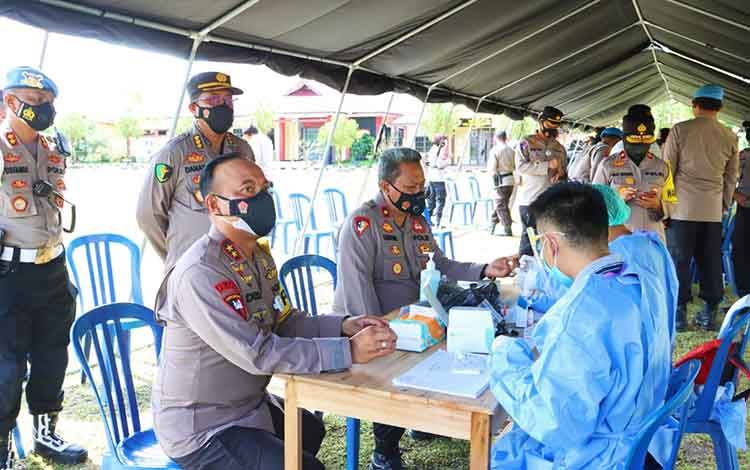 Personel Polda Kalteng Jalani Rapid Test, Kabid Humas: Bentuk Kepedulian Pimpinan