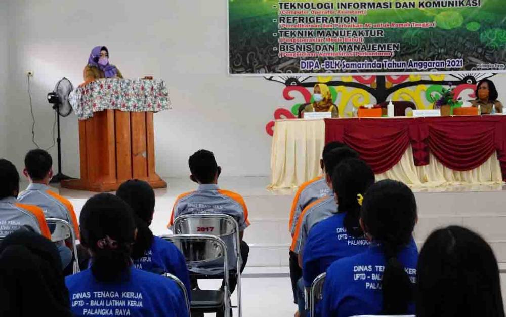 Pelatihan Berbasis Kompetensi Gelombang I di Palangka Raya Ditutup