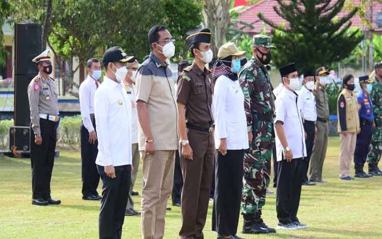 TNI/POLRI/ASN di Palangka Raya Apel Gabungan Operasi Ketupat Telabang dan Pengamanan Idul Fitri 1442 H