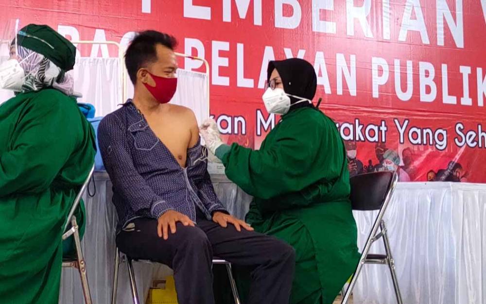 Ini Capaian Vaksinasi Dosis Pertama dan Kedua untuk Pelayan Publik di Kalteng