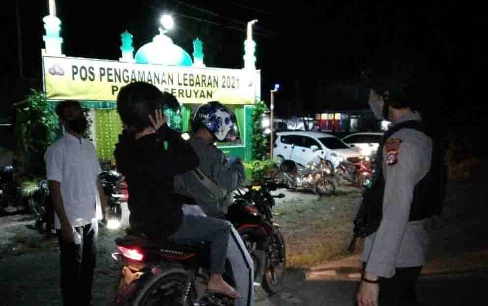 Tidak Gunakan Masker, Kapolsek Hanau Tegur Pengendara Motor