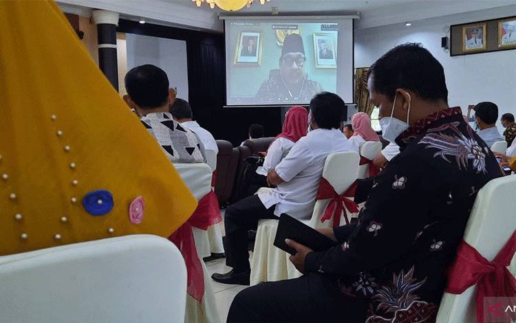 Kemendikbudristek Pelajari Pembatalan SKB 3 Menteri Terkait Seragam