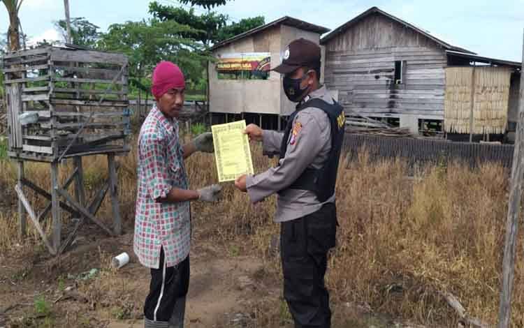 Sambangi Warga Desa, Polsek Seruyan Hilir Sampaikan Imbauan Tentang Ini