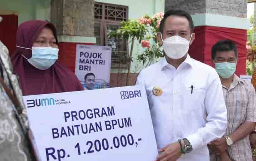 Wali Kota Palangka Raya Pastikan Bantuan Produktif Usaha Mikro Berlanjut