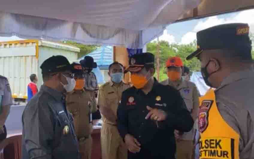 Wagub Pantau Pos Penyekatan Mudik Perbatasan Kalteng - Kalsel