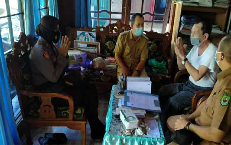 Kapolsek Kapuas Murung Sambangi Ketua MUI Kecamatan