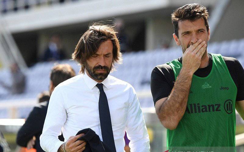 Buffon Pisah dengan Nyonya Tua, tapi Belum Bulat Putuskan Pensiun