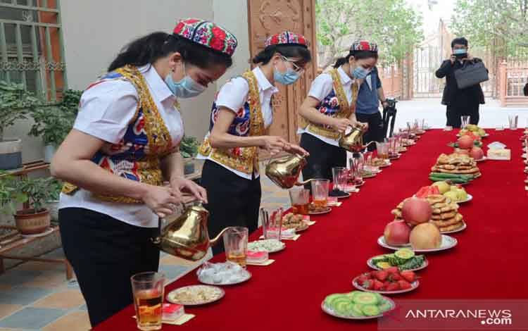 Kebijakan China di Xinjiang Disebut Tekan Angka Kelahiran Etnis Uighur
