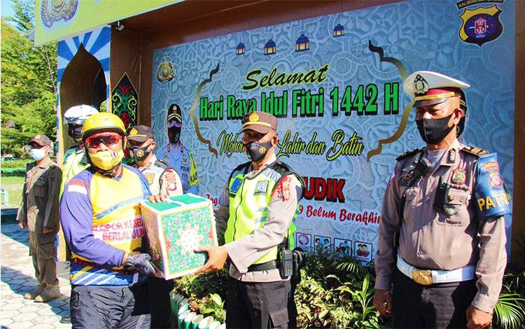 Kapolda Kalteng Pantau Posko Terpadu Operasi Ketupat Telabang