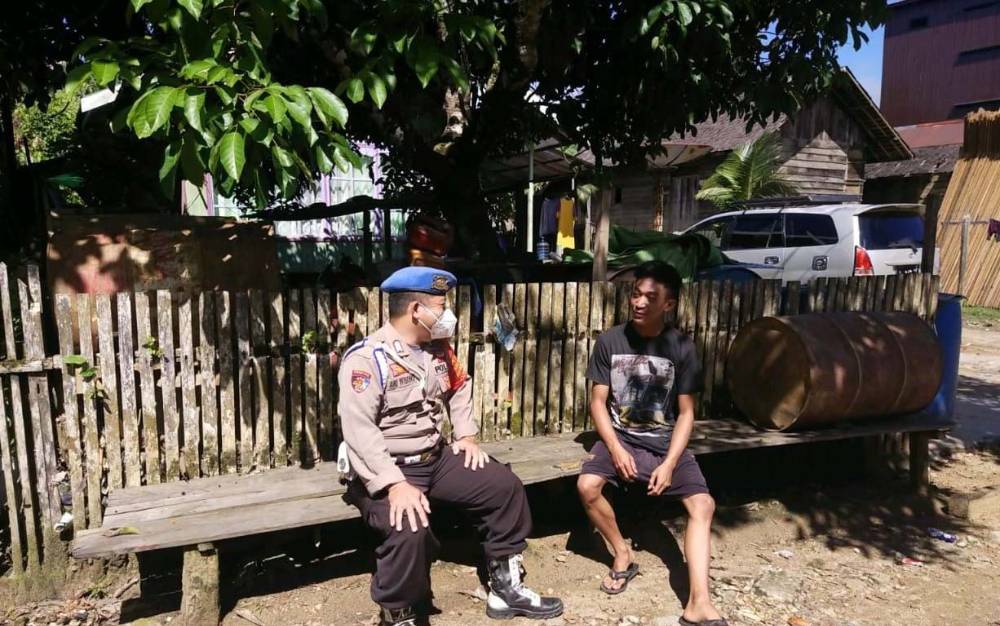 Polsek Seruyan Hulu Giatkan Upaya Tingkatkan Kesadaran Warga Gunakan Masker