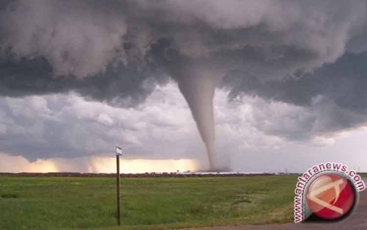 Tornado Tewaskan 7 Warga China