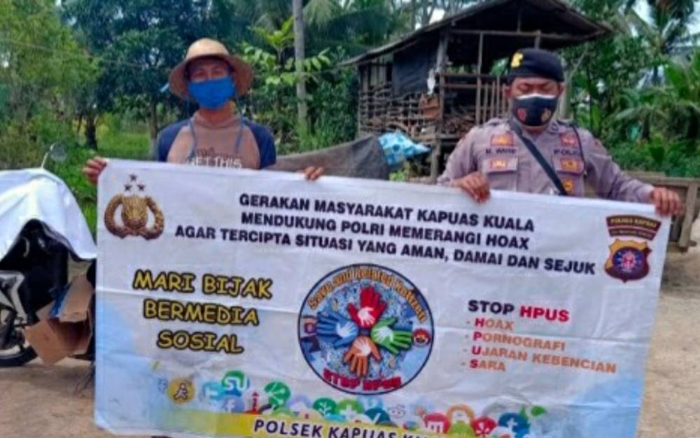 Polsek Kapuas Kuala Tingkatkan Sosialisasi Ajak Warga Bijak Bermedsos