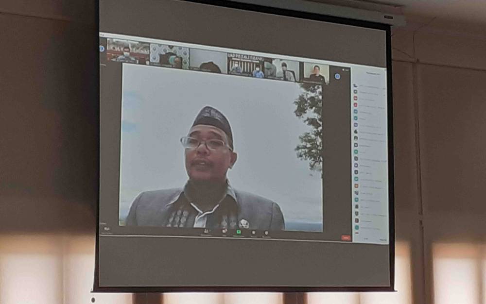 Wagub Kalteng Pamit dengan DPRD di Rapat Paripurna