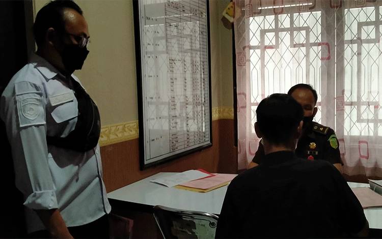 Penggelapan Uang Rp2 Miliar: Anggota DPRD Kotim ini Disebut Terima Uang yang Diserahkan Perusahaan