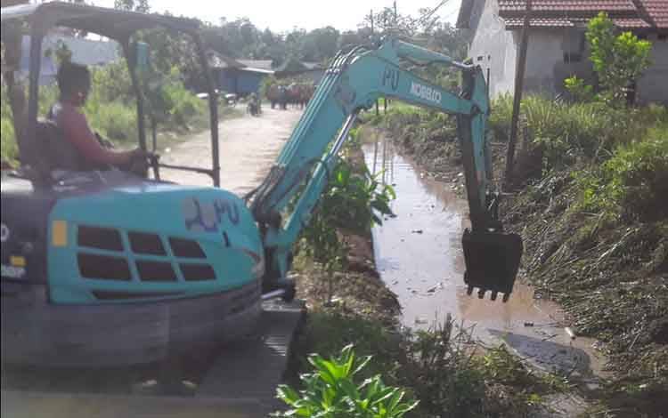 Biaya Pembuatan Drainase Permukiman Untuk Atasi Banjir di Kotim Masih Dihitung
