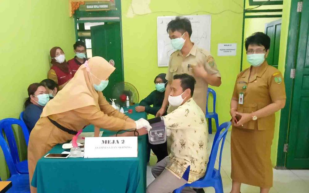 Puskesmas Tamiang Layang Lakukan Vaksinasi Covid-19 bagi Lansia