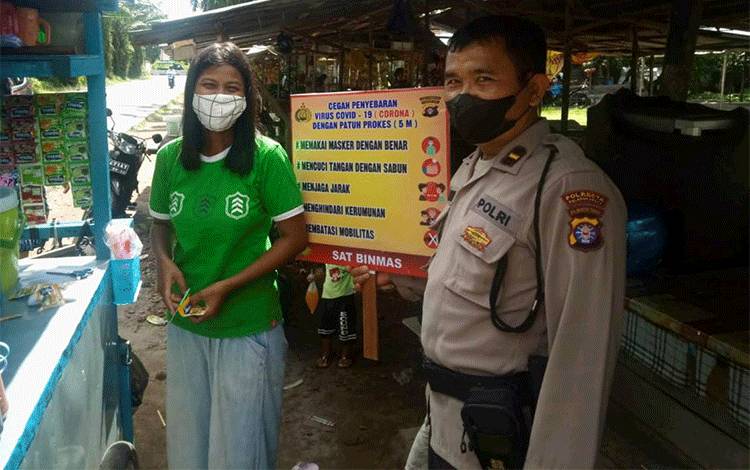 Satbinmas Polresta Palangka Raya Imbau Masyarakat Terapkan Prokes