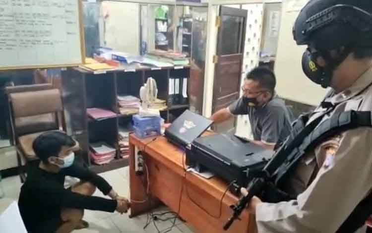 Korban Penipuan Percaya Berikan ATM dan PIN ke Tersangka karena Alasan ini